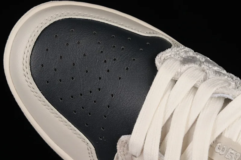 All categories Air Jordan Jordan series basketball shoes Air Jordan 1 Low Air Jordan 1 Low AJ1 Joe 1 black and gray satin low-top cultural basketball shoes DV1762-001